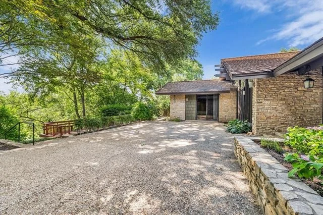 Photo of 3716 Laguna Vista Drive