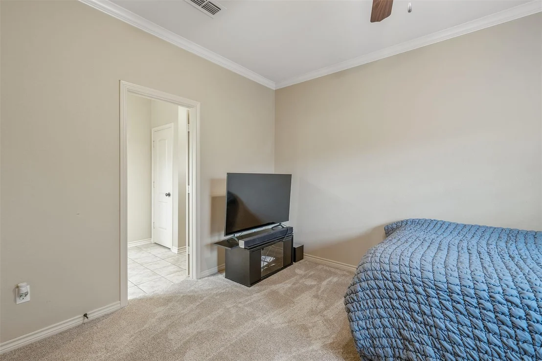 Photo of 6526 Ashmore