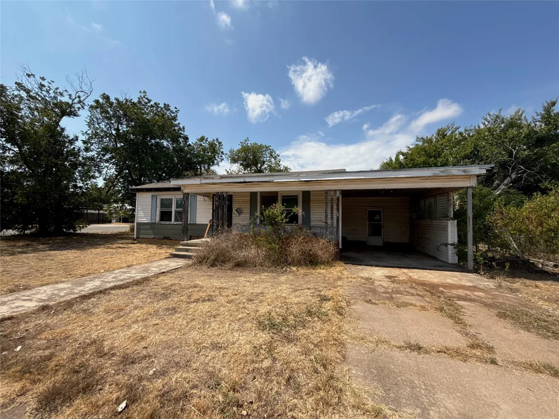 Photo of 1305 W 11th Street
