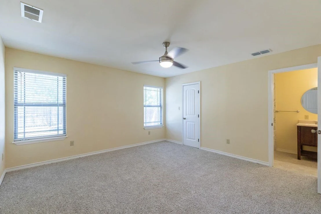 Photo of 2910 Wenwood Road