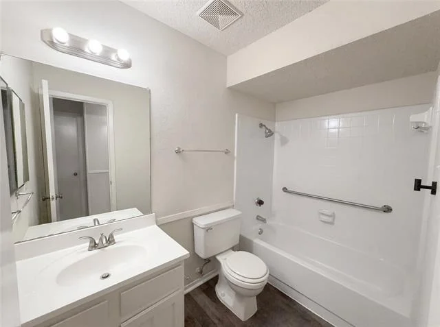 Photo of 606 Via Corona