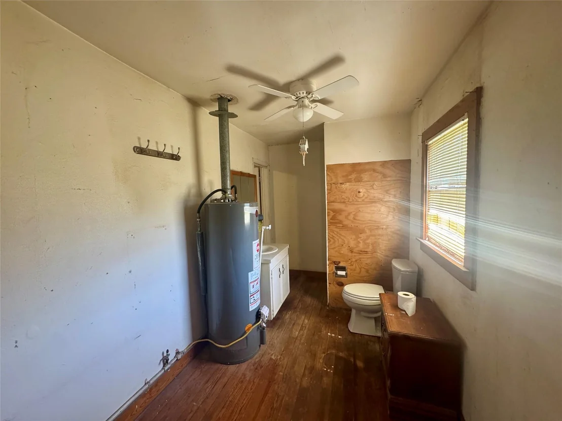 Photo of 620 5th Street