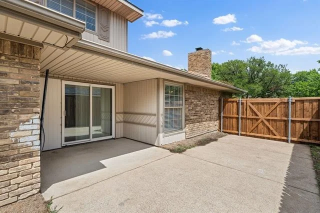 Photo of 900 Mount Vernon Drive