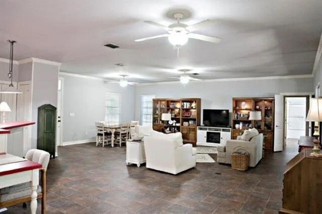 Photo of 3699 Sabine Street