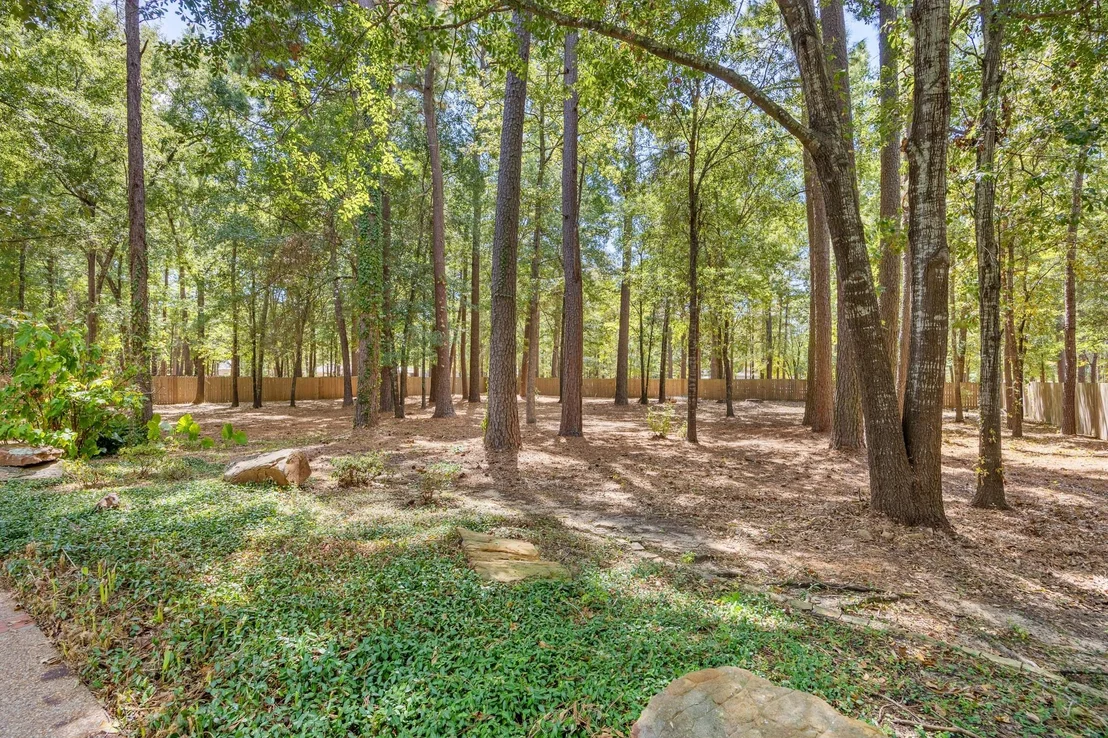 Photo of 17820 Oak Forest Drive