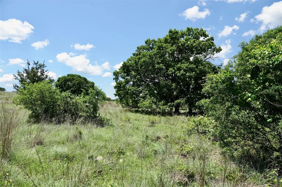 Photo of 801 N SH 16