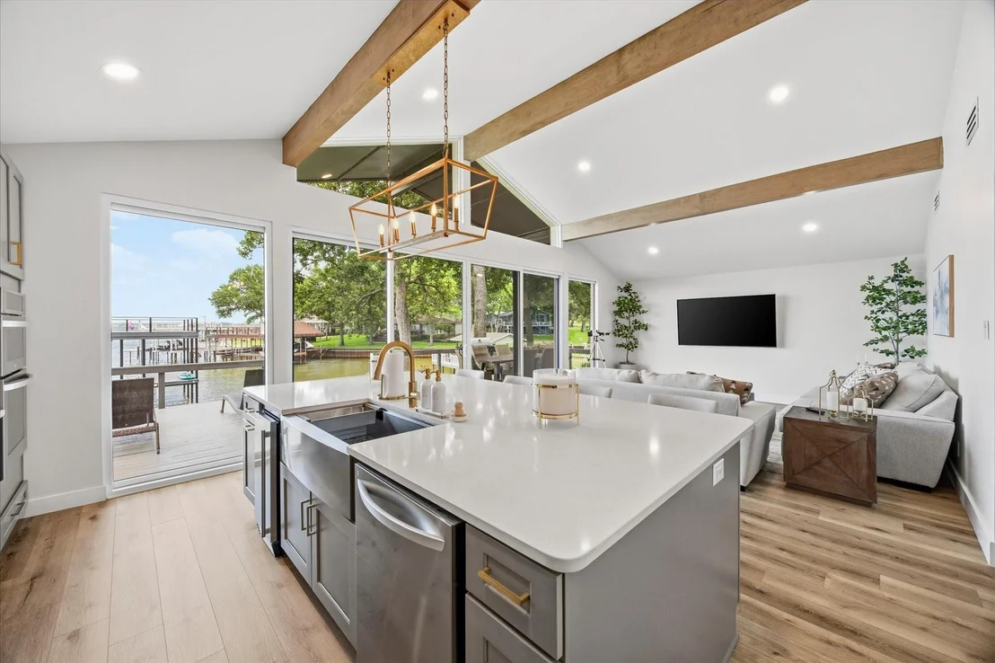 Photo of 524 Sampan Drive