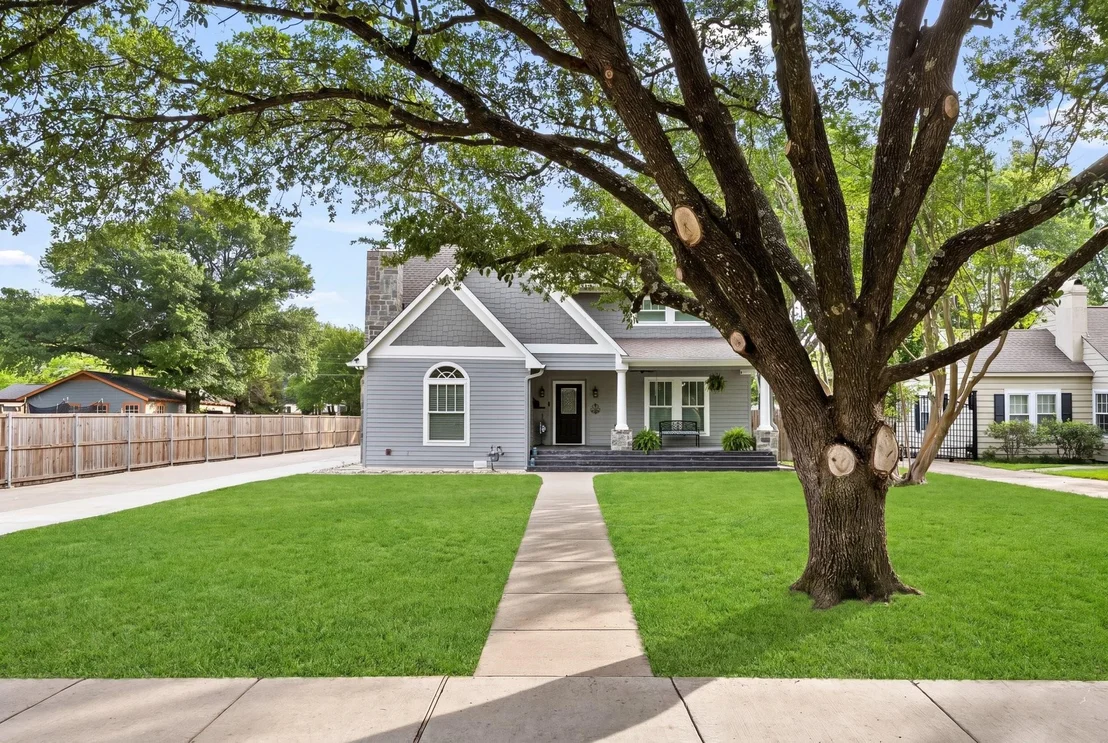 Photo of 726 Griffith Avenue