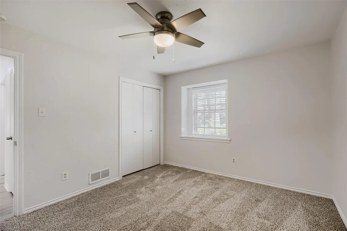 Photo of 1202 E Berkeley Drive