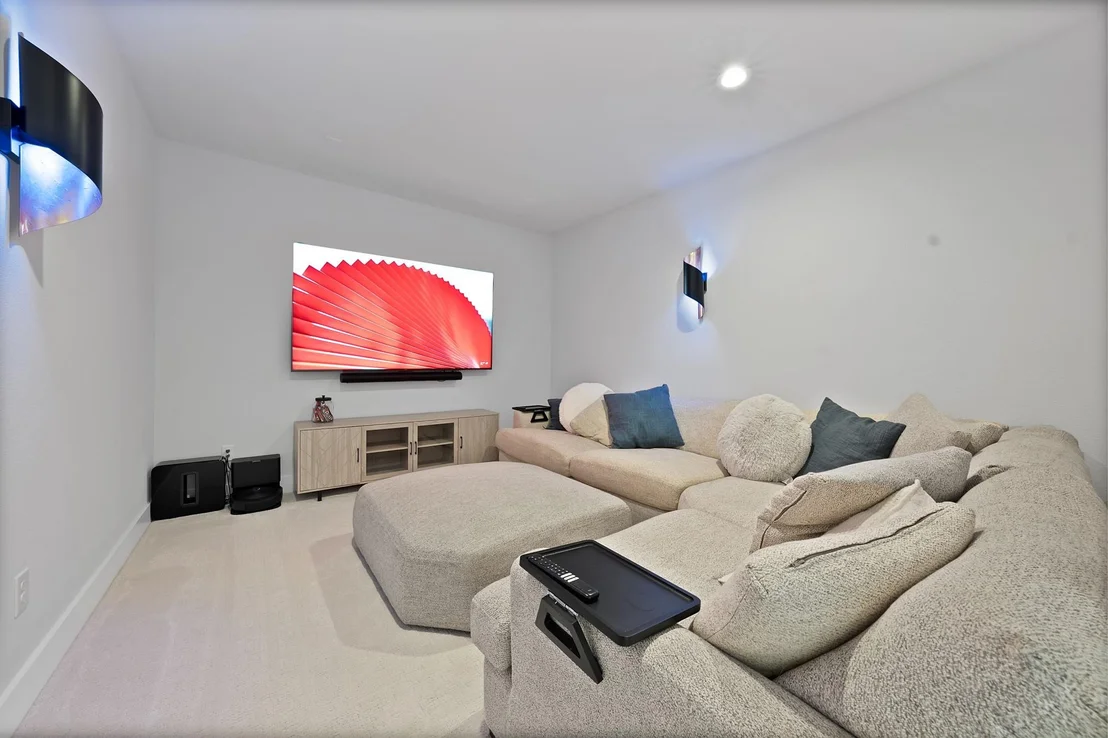 Photo of 3928 River Bend Street