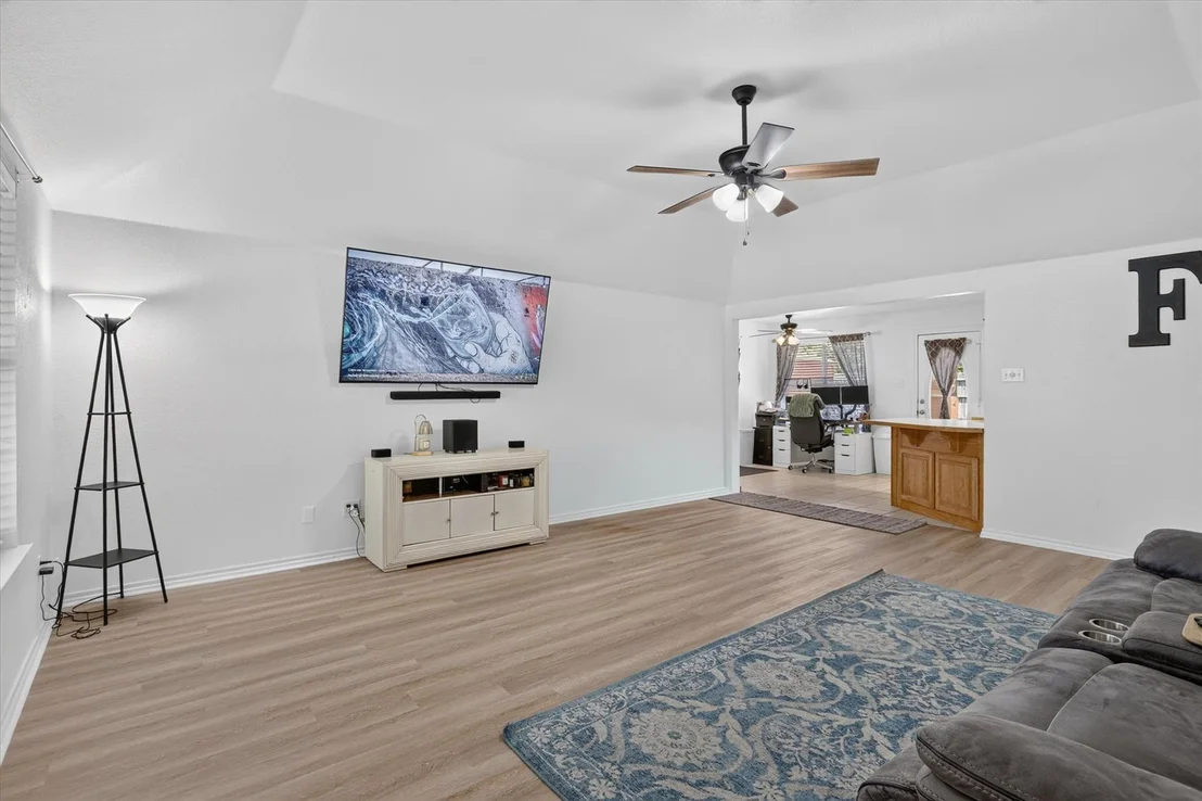 Photo of 1801 Rayna Drive