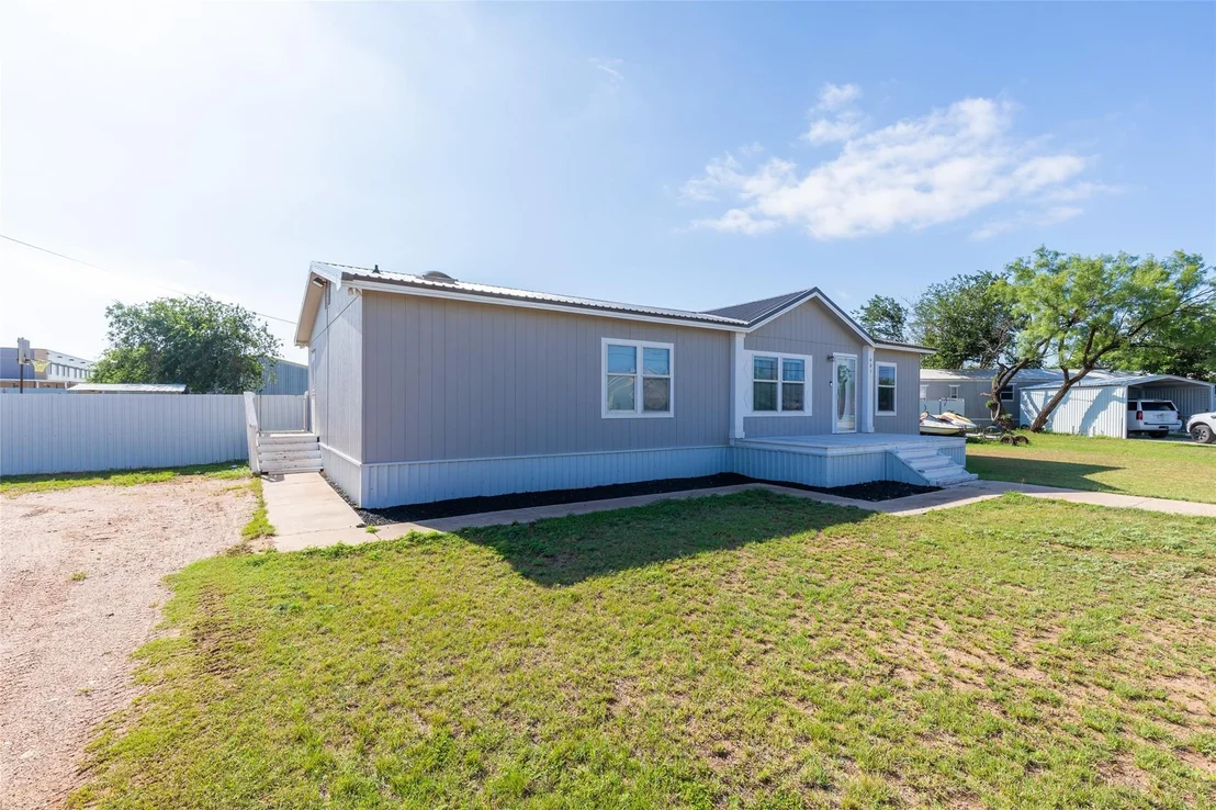 Photo of 401 Haynes Street