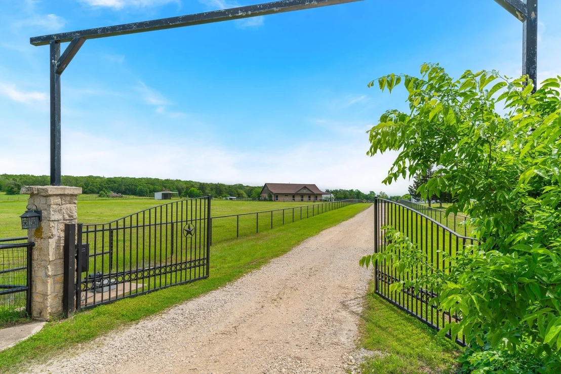 Photo of 289 Blackjack Road