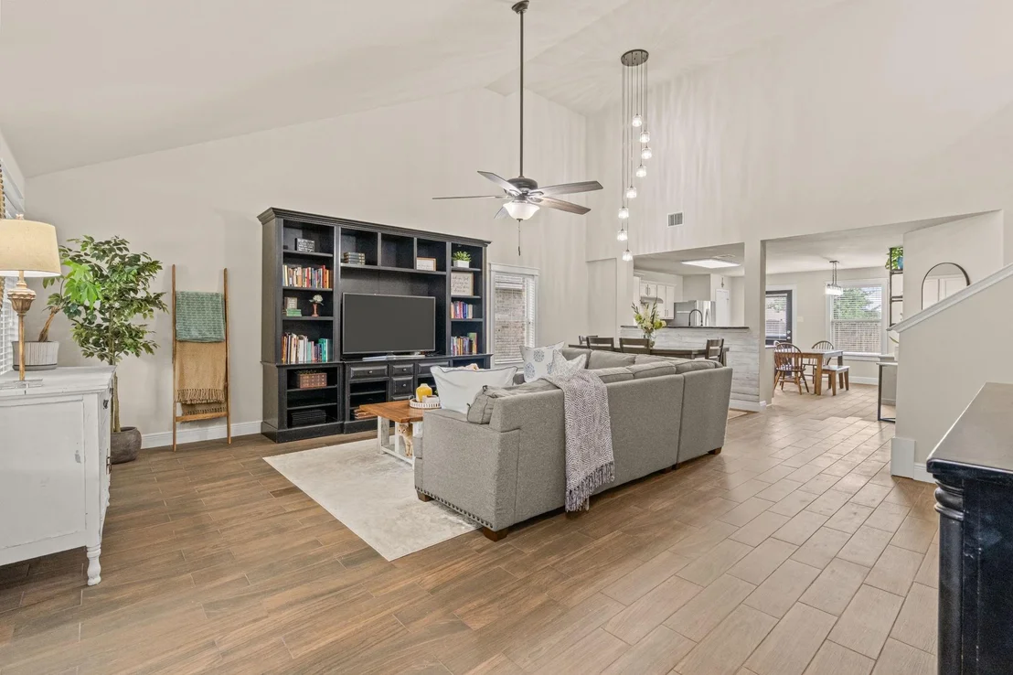 Photo of 433 Andalusian Trail