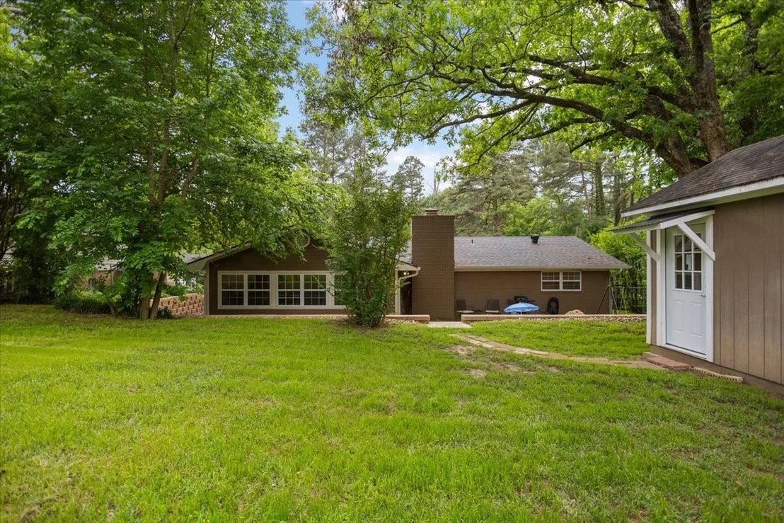 Photo of 1327 BRIDLE PATH Lane