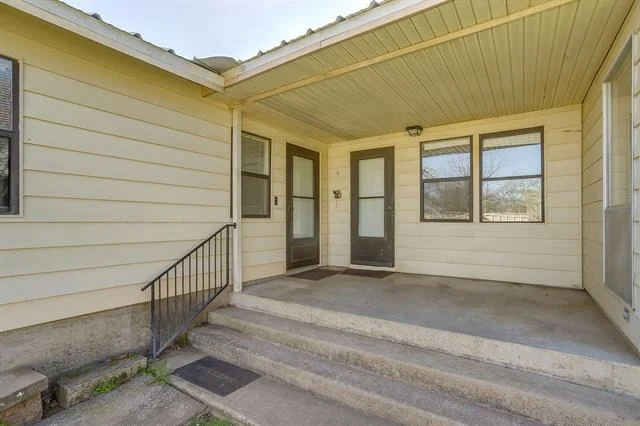 Photo of 422 N 3rd Street