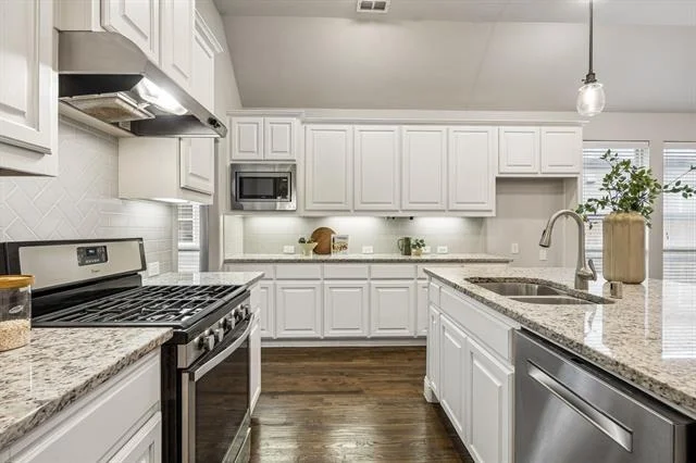 Photo of 1634 Post Oak Way