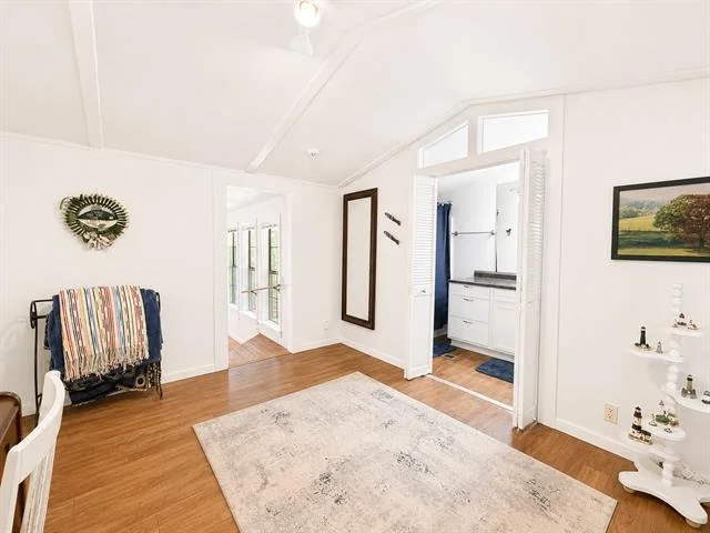 Photo of 17160 Lakeview Drive
