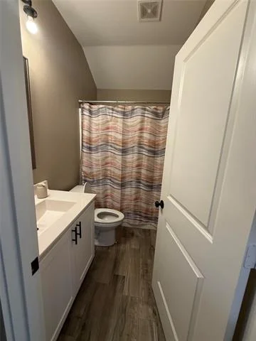 Photo of 17115 Meadowview Lane