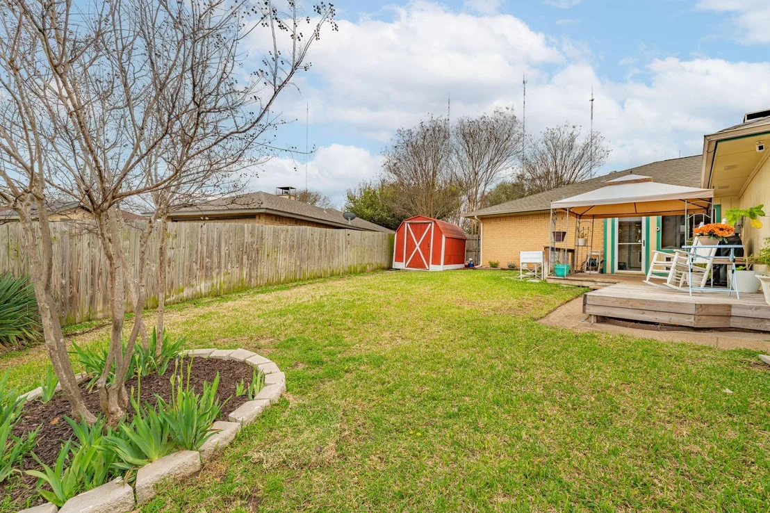Photo of 401 Meadow Ridge Drive