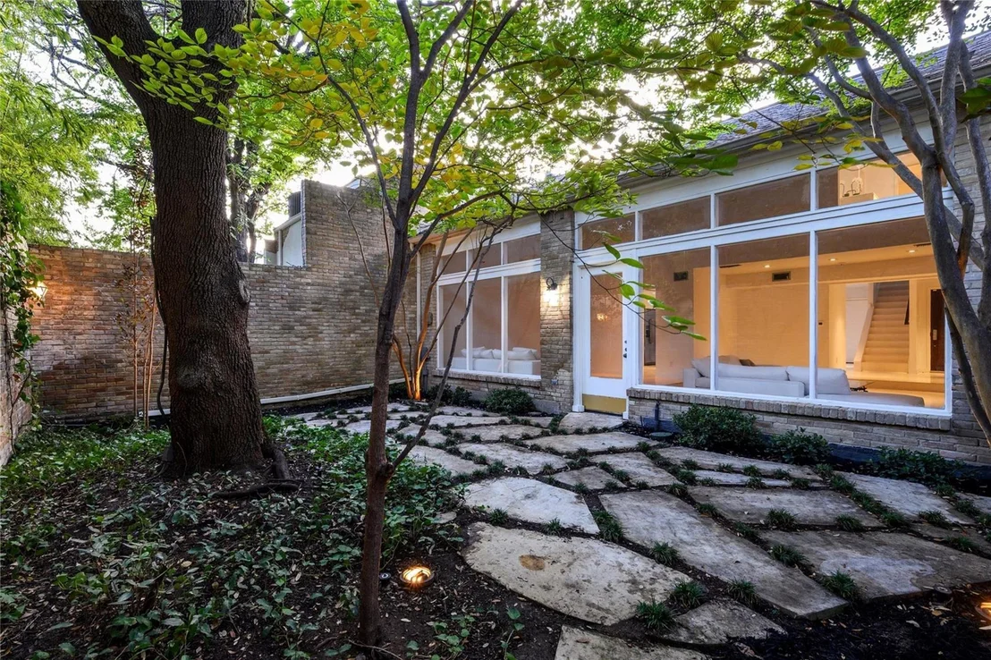 Photo of 4650 Christopher Place