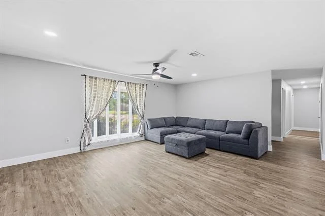 Photo of 112 Royal Lane