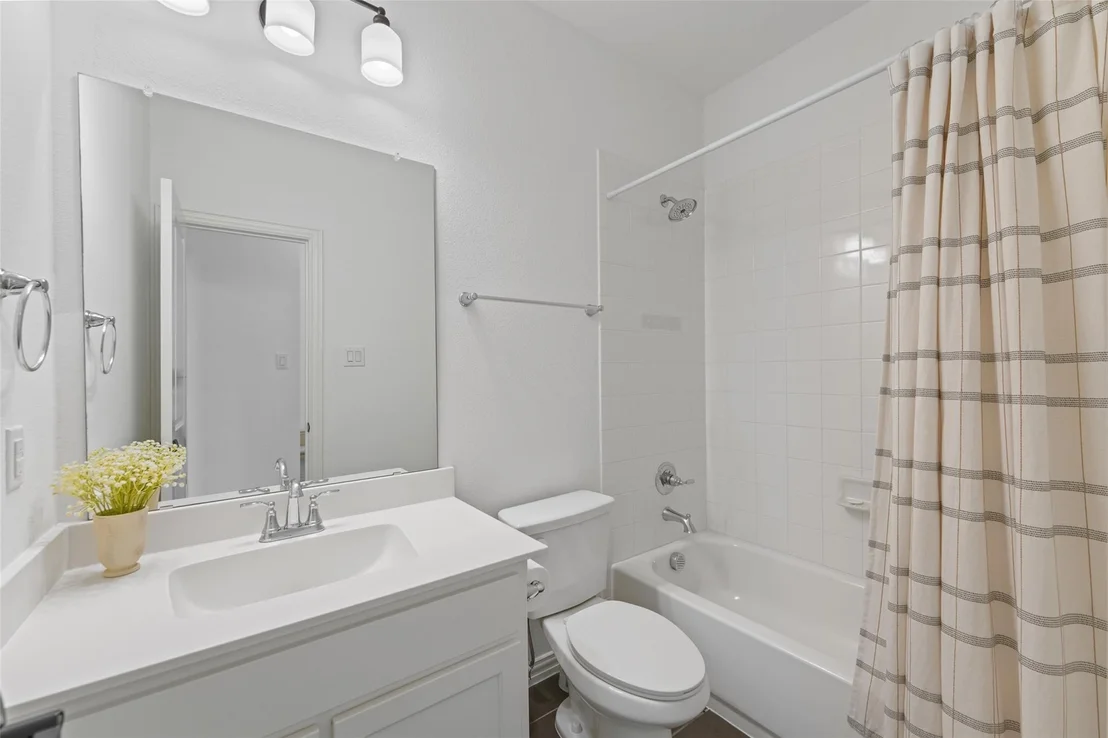 Photo of 6012 Mapleshade Way