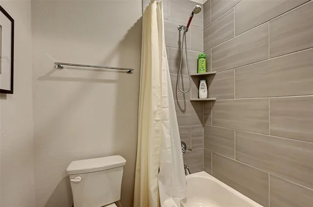 Photo of 1028 Cavour Place