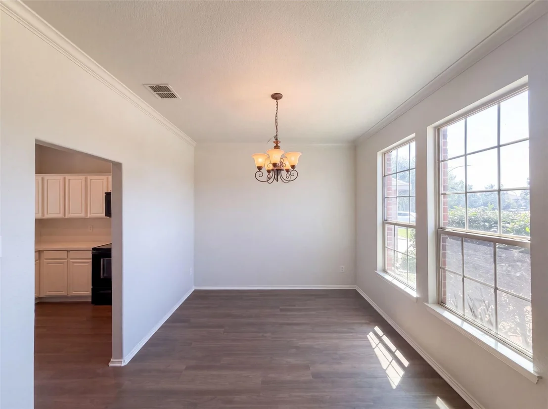 Photo of 5928 Deck House Road