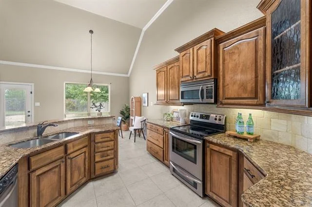 Photo of 806 Marshall Drive