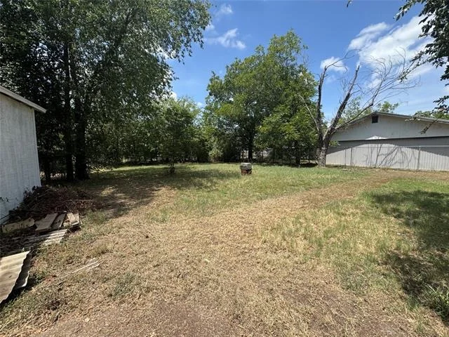 Photo of 105 S Lakeview Drive