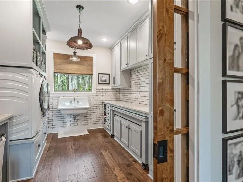 Photo of 8595 Toler Pointe