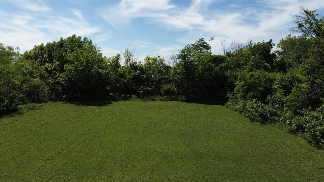Photo of 700,704,708 Chalk Hill Drive