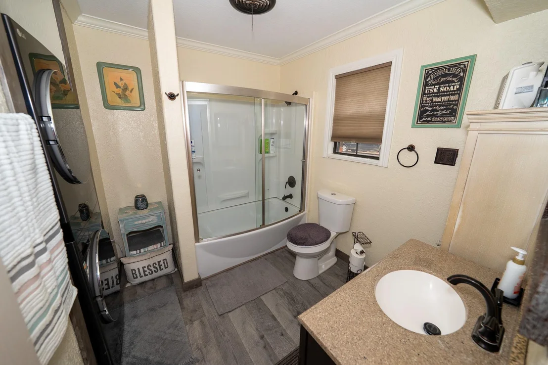 Photo of 455 5th