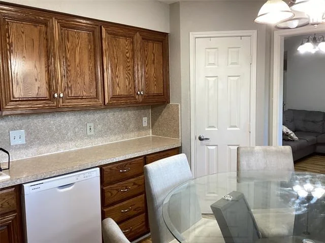 Photo of 5915 Willow Branch Drive