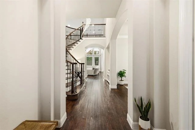 Photo of 710 Almeda Lane