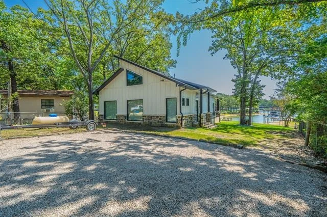Photo of 136 Deer Park Loop
