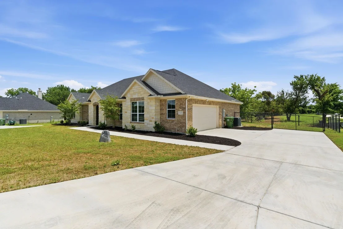 Photo of 113 Cooper Court