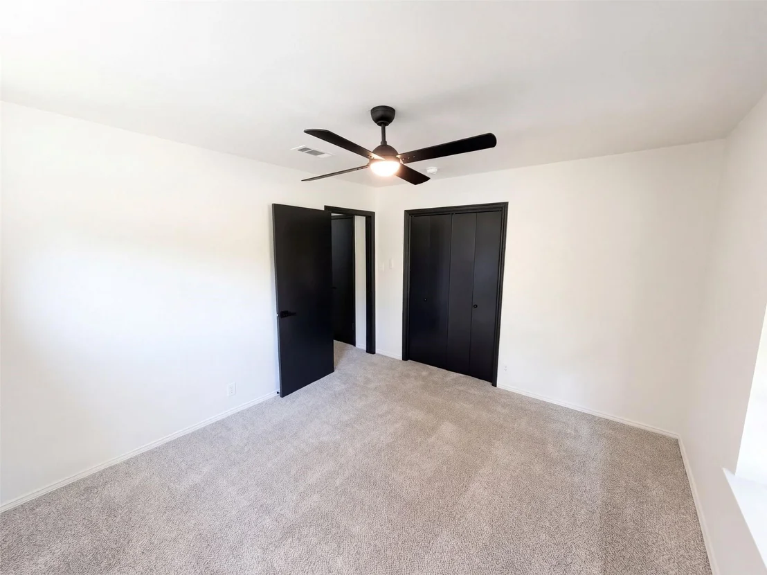 Photo of 1329 Wellington Drive
