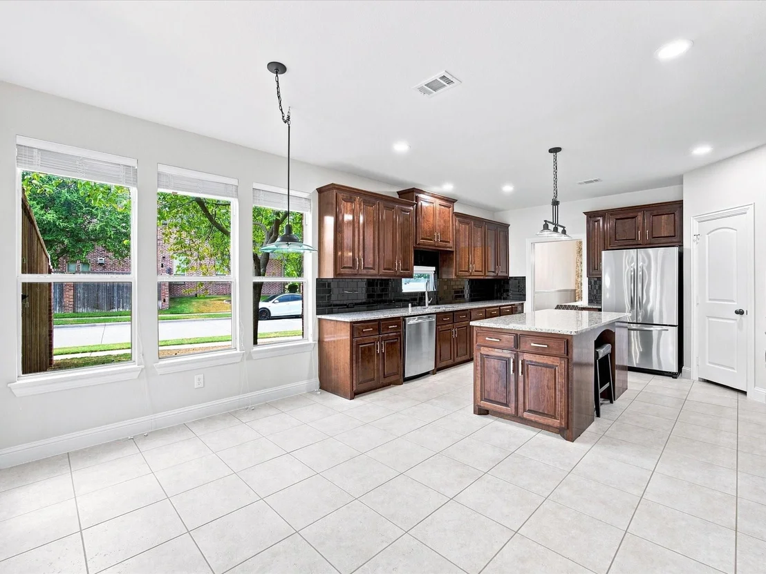 Photo of 412 Oriole Drive