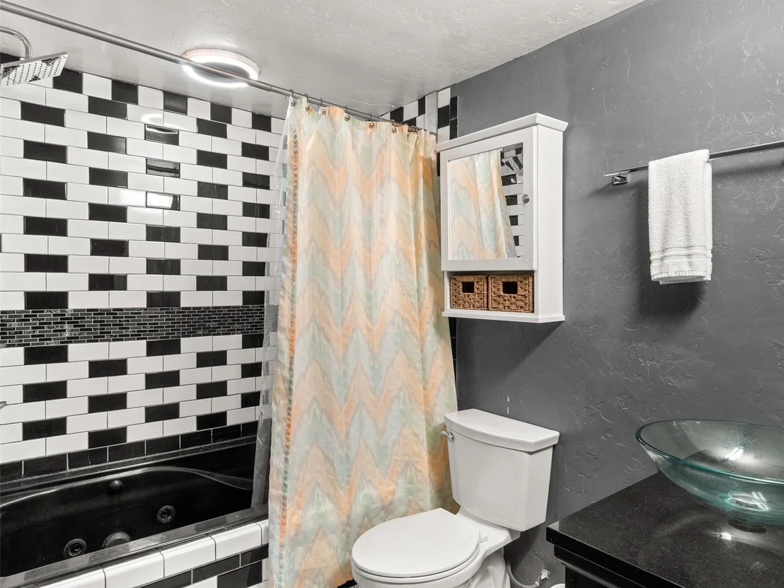 Photo of 1333 Lupine Road