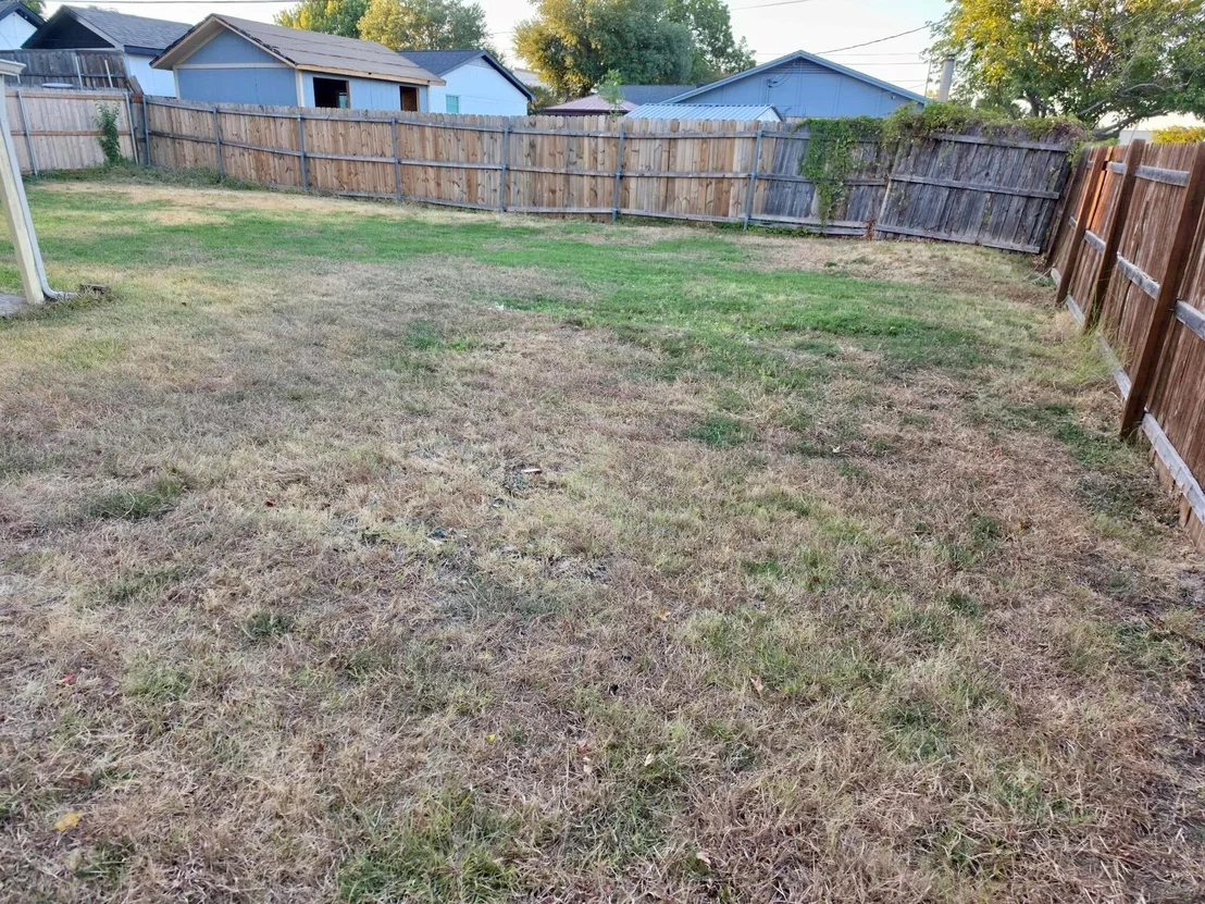 Photo of 915 Lemontree Drive