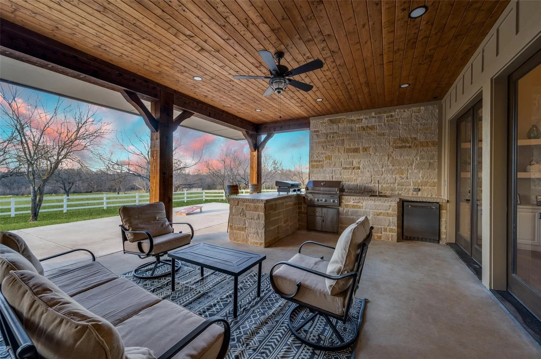 Photo of 5165 Hartlee Field Road