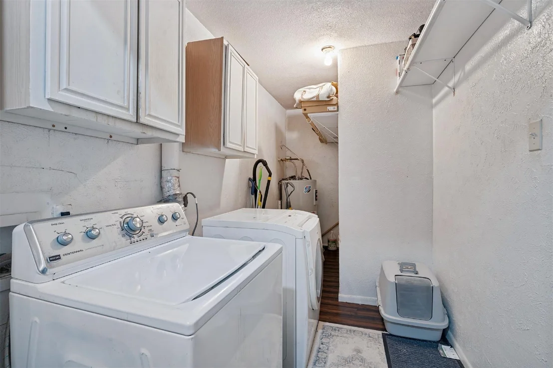 Photo of 2920 Sidney Drive