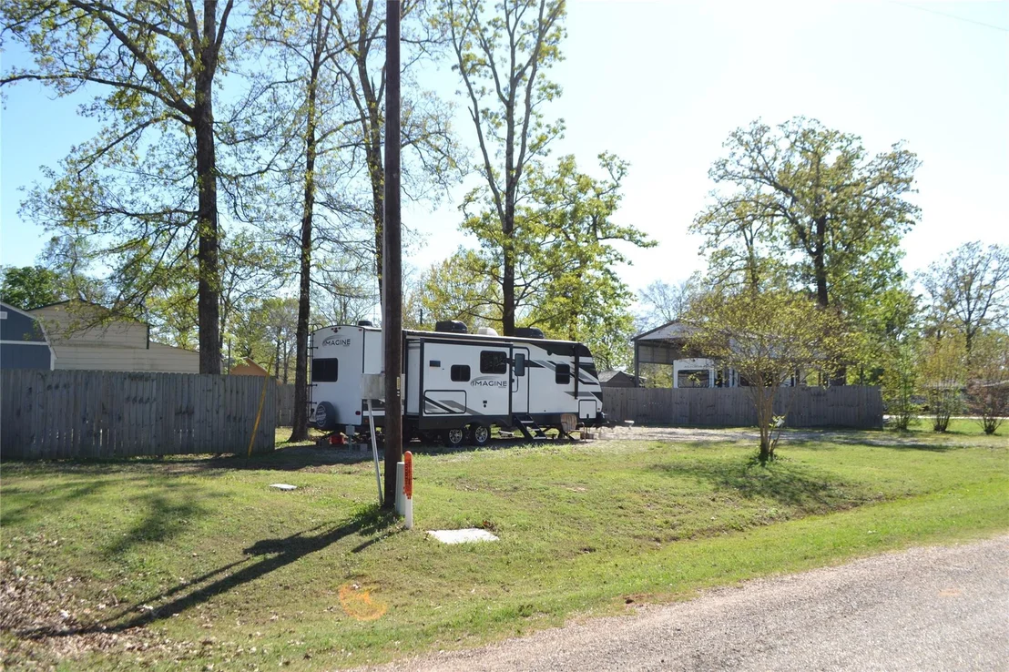 Photo of 718 Indian Gap