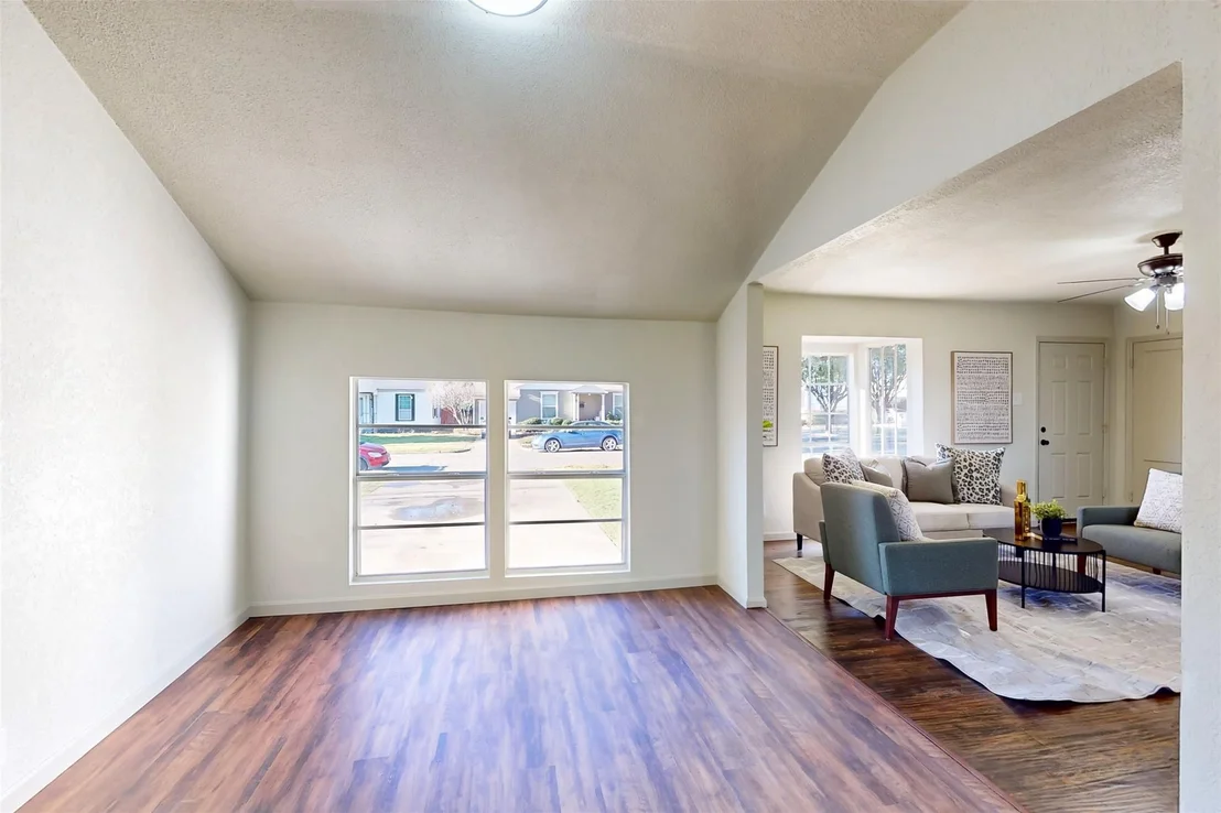 Photo of 2842 Carlson Drive