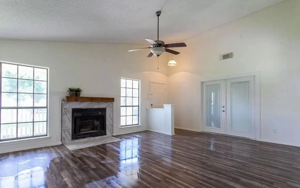 Photo of 3302 Green Valley Drive