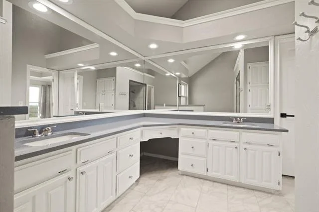 Photo of 10200 Fieldcrest Drive