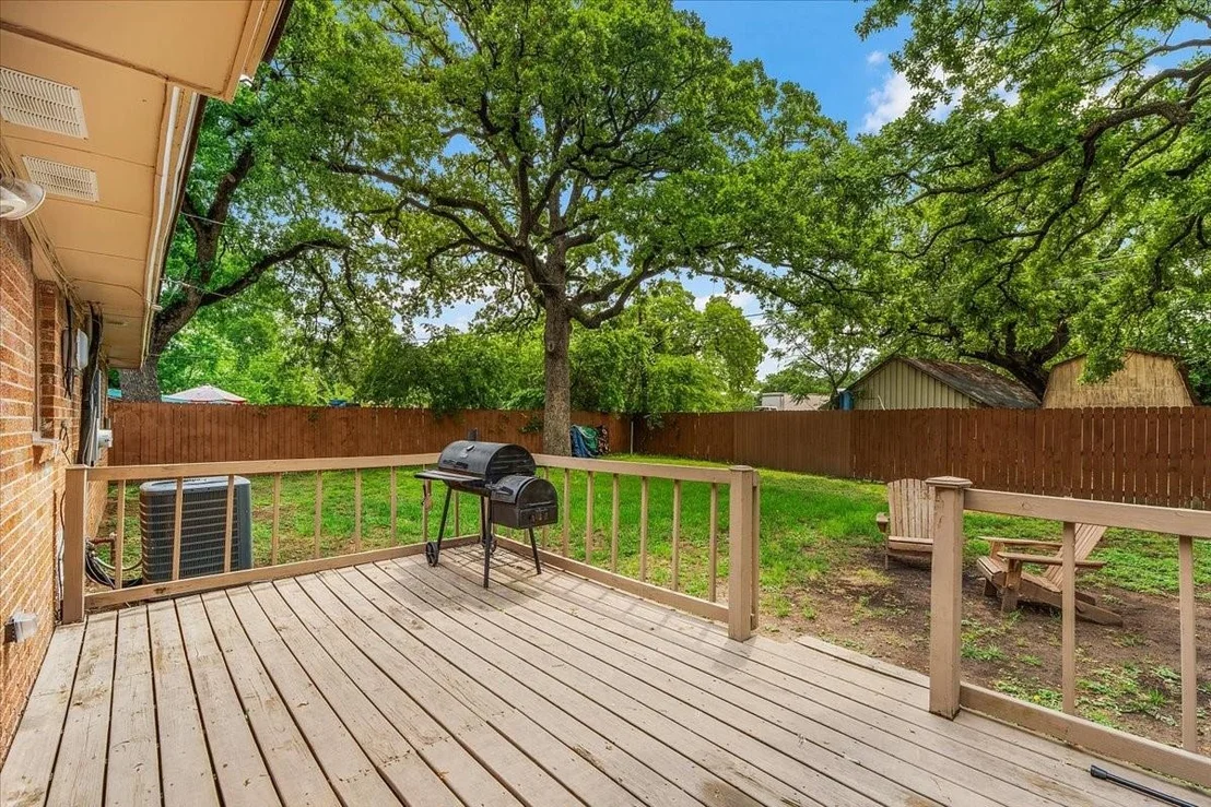 Photo of 2244 Cambridge Drive