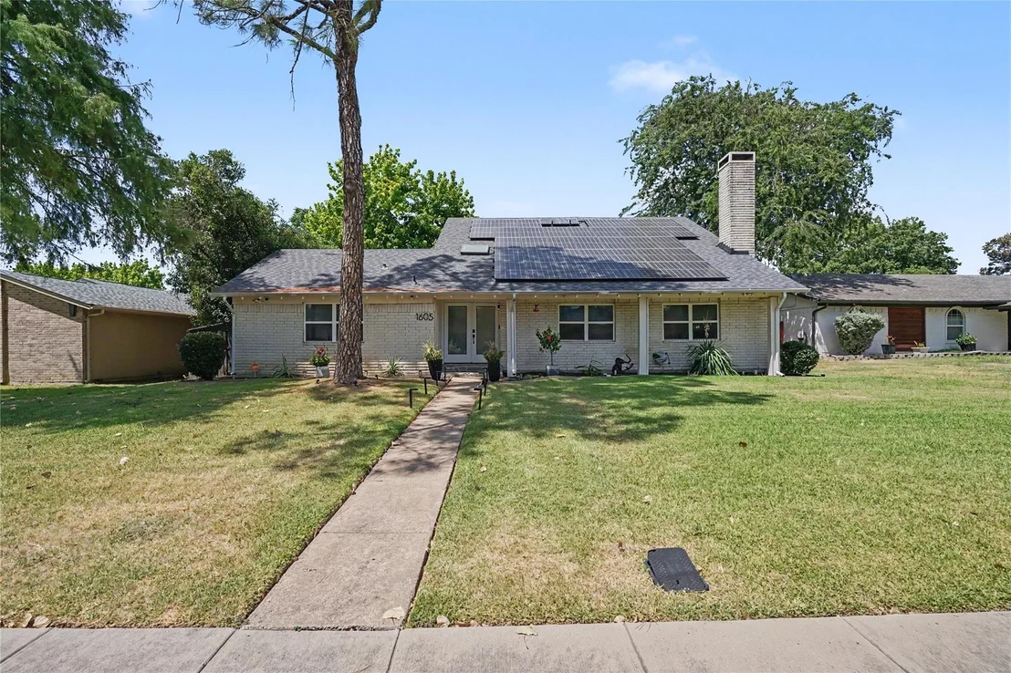 Photo of 1605 Blake Drive
